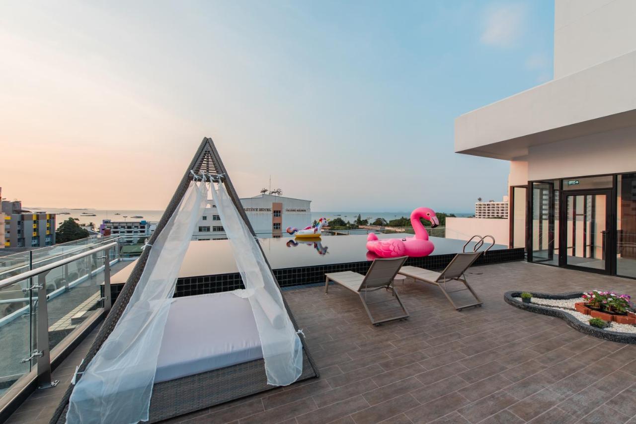 แบควูดส์ โฮเทล พัทยา 5* Pattaya