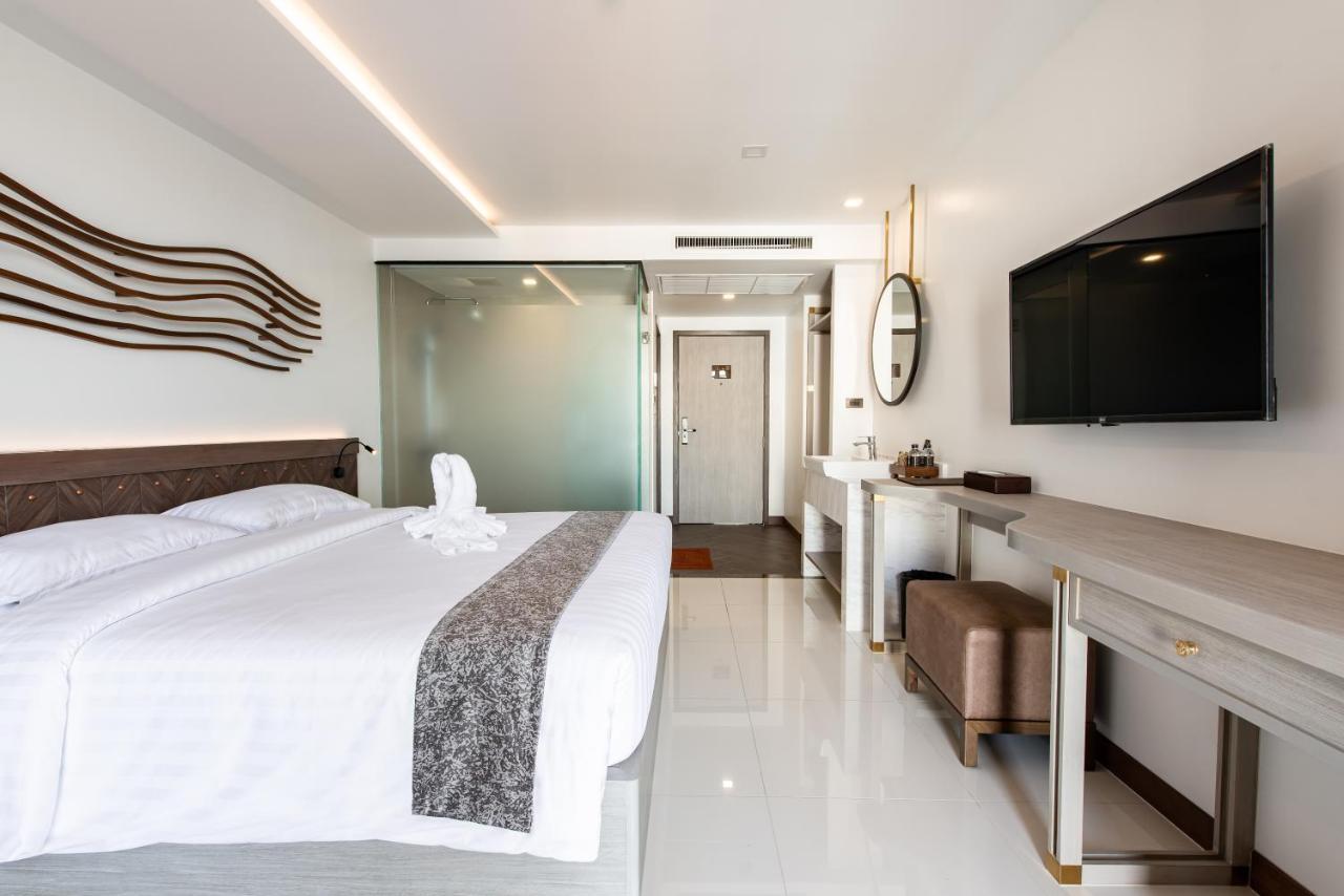 แบควูดส์ โฮเทล พัทยา โรงแรม 5*
